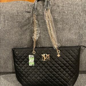 Elegant Badgley Mischka Quilted chain strap Tote Bag with Gold Accents. NWT.